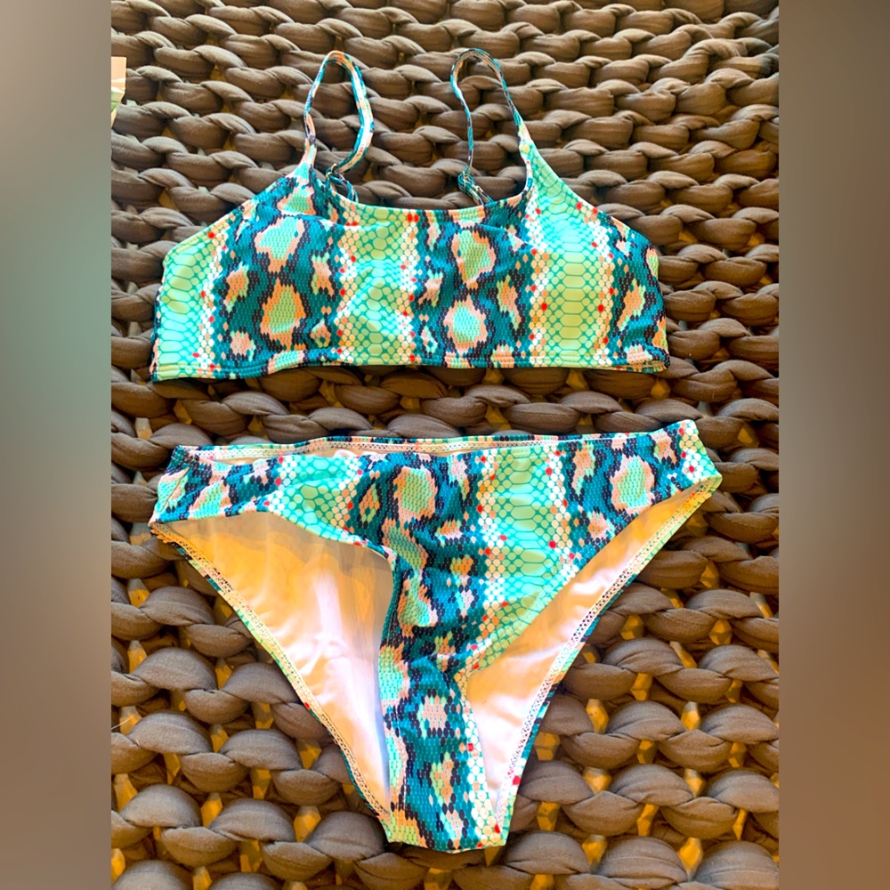 Brand new bikini !